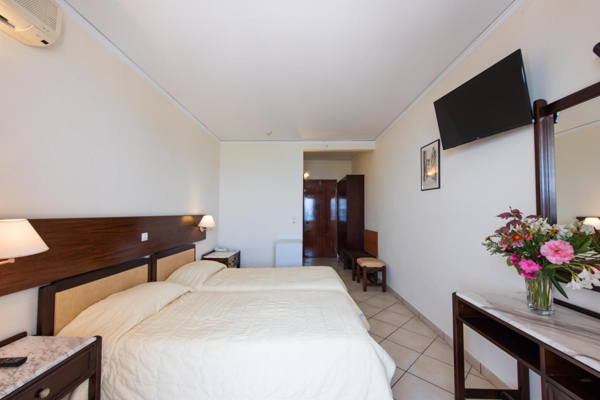Aphrodite Beach Hotel Corfu Roda  Bagian luar foto