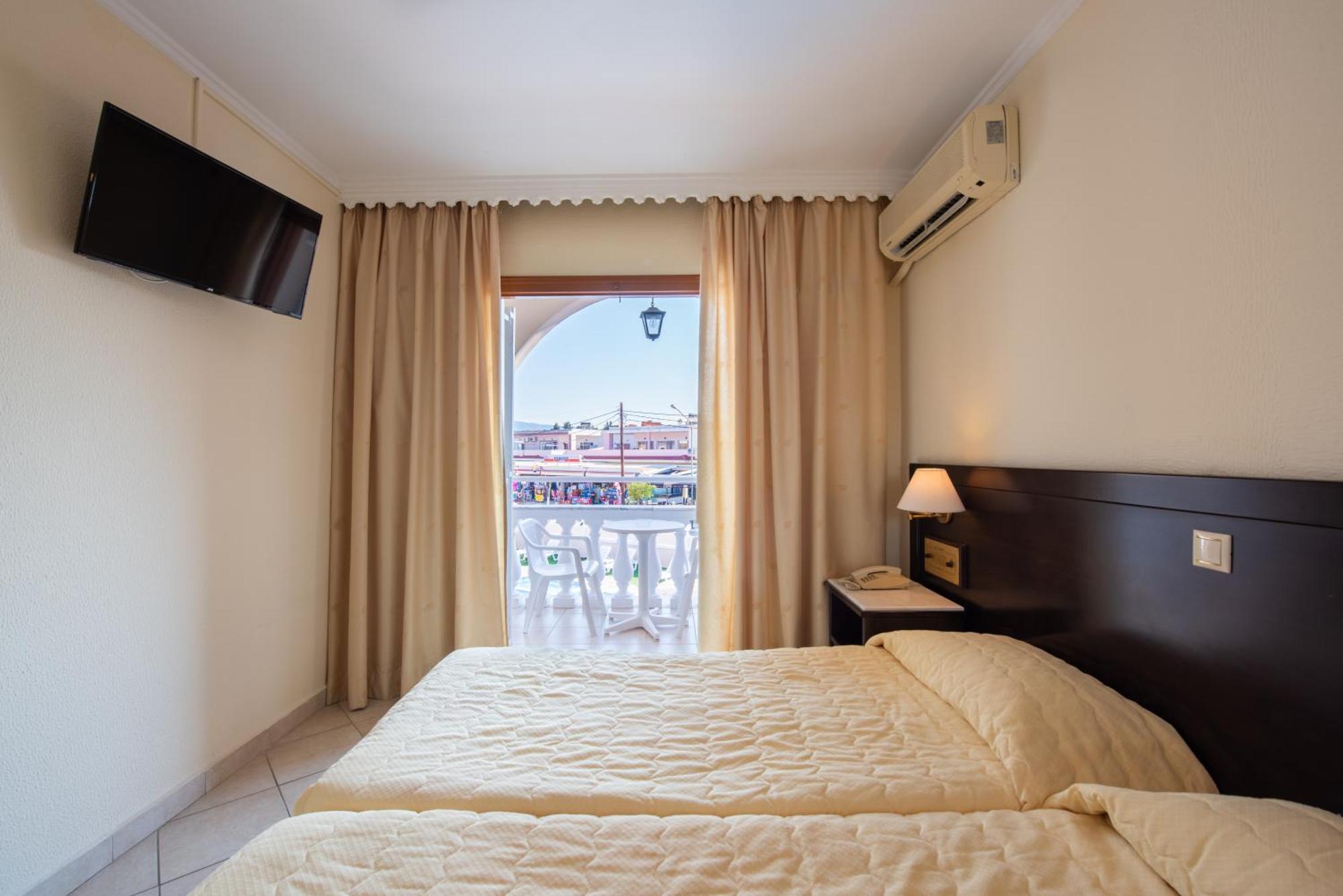Aphrodite Beach Hotel Corfu Roda  Bagian luar foto