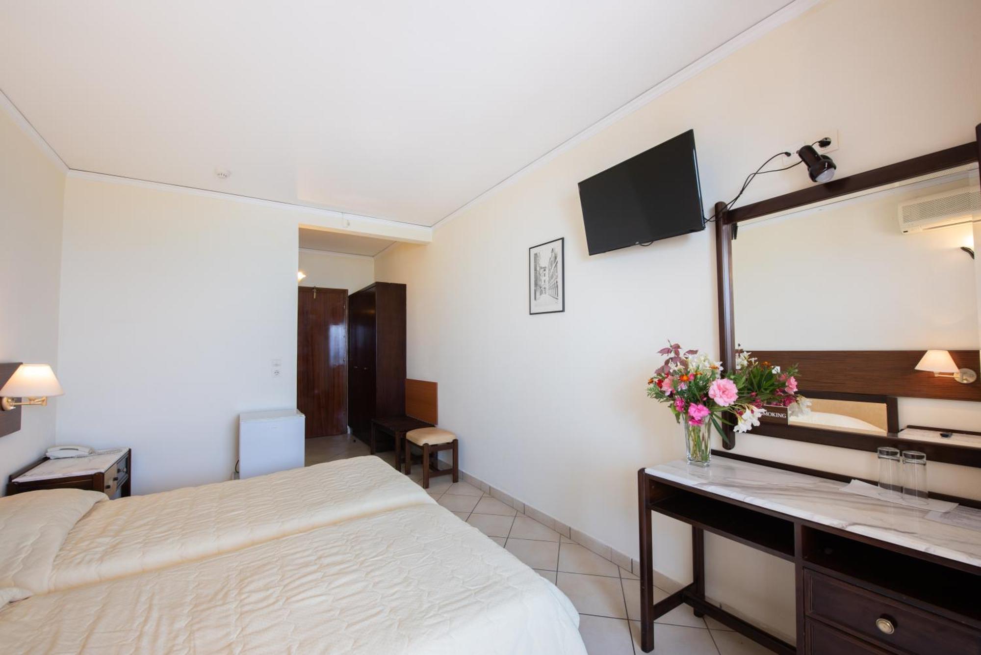 Aphrodite Beach Hotel Corfu Roda  Bagian luar foto